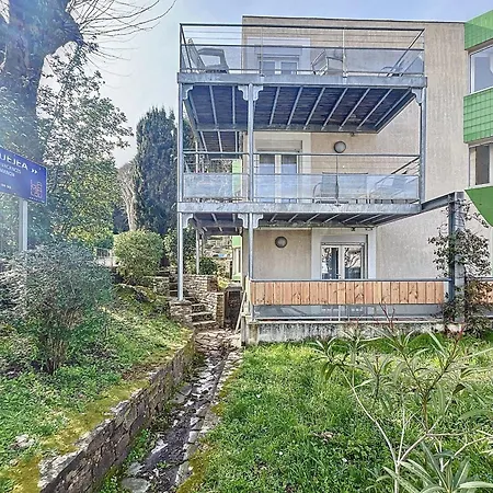 Apartman F2 Climatise Avec Terrasse, Proche Thermes Et Centre-ville, Animaux Acceptes, A - Fr-1-451-4